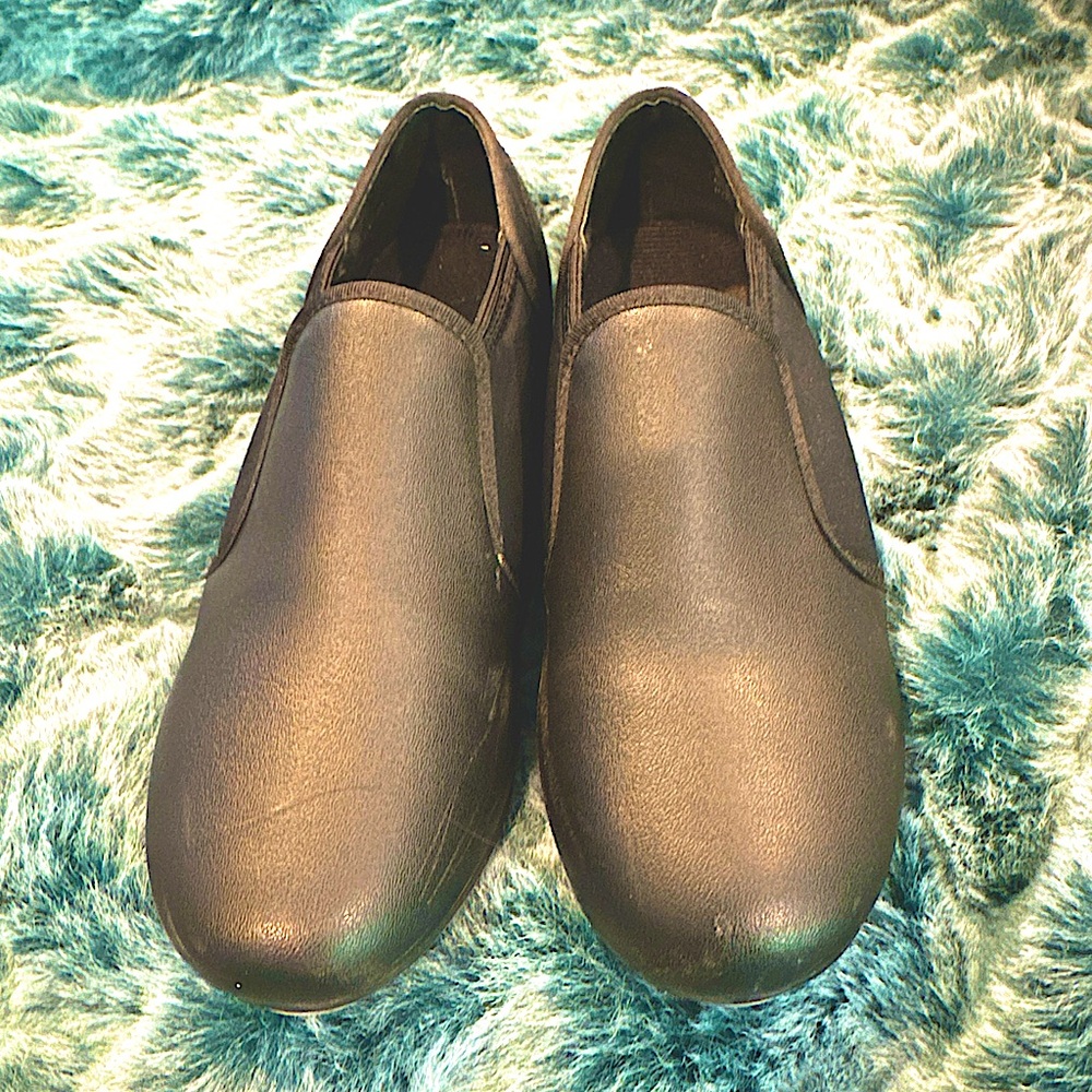 Theatrical Black Slip On Kid Tap Shoes Size 4